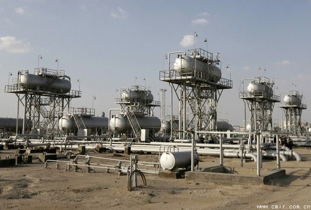 伊拉克以及所在中東地區的油田無疑是香餑餑